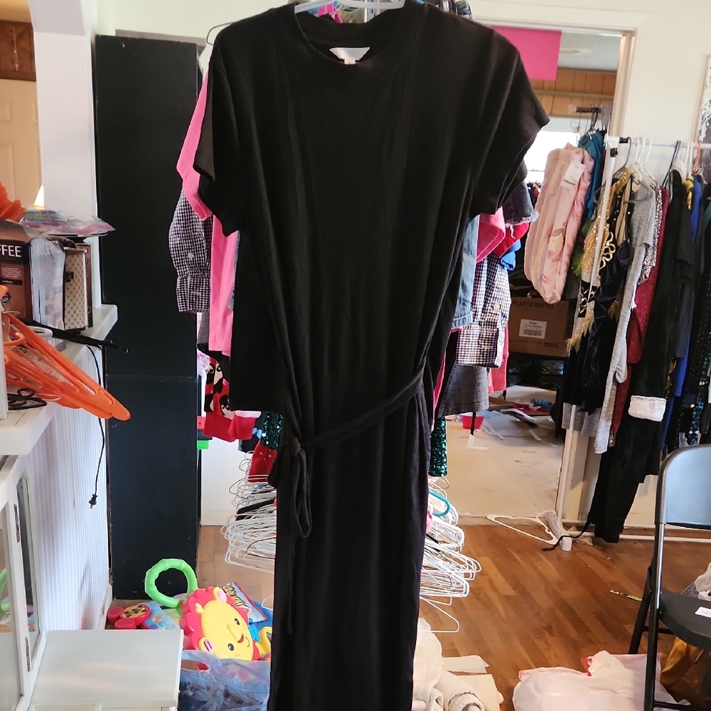 Black Maxi Dress with Belt M (8-10)